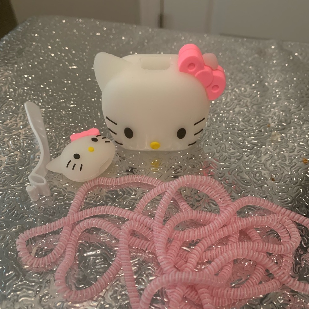 Sanrio Hello Kitty White and Pink Phone Holder